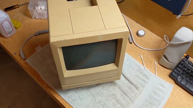 Macintosh SE/30 Restoration Part 4 смотреть онлайн