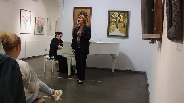 09. На стихи М. Матусовского. Молчание. Евгения Малеева, Людмила Калинина. mov