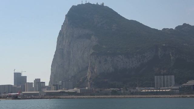 3 Planes Land At Gibraltar International Airport, Gibraltar Plane Spotting 4K