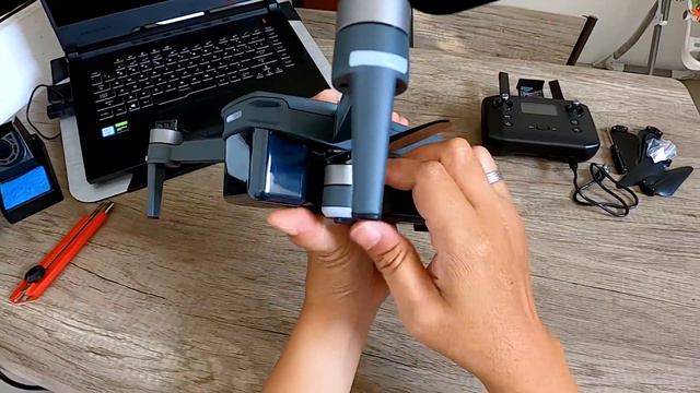 UnBoxing KF101 Drone 3 Jutaan GPS Brushless Gimbal 3 Axis EIS смотреть онлайн