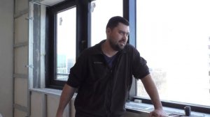 Установка бризера в квартире с вентилируемым фасадом.