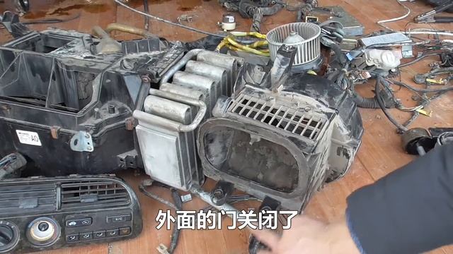 看汽车分配箱是如何分配风向的See how the car distribution box distributes the wind direction смотреть онлайн