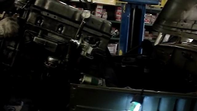 Меняем мотор на ГАЗ69 смотреть онлайн