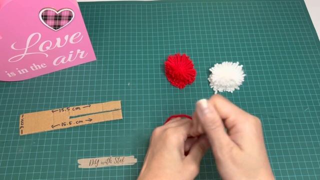 DiY heart pompom using wool/yarn | Valentines gift ideas or bag accessories | DIY Adventure смотреть онлайн