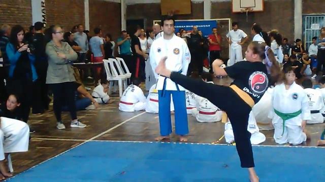 La forma en karate 😘 смотреть онлайн