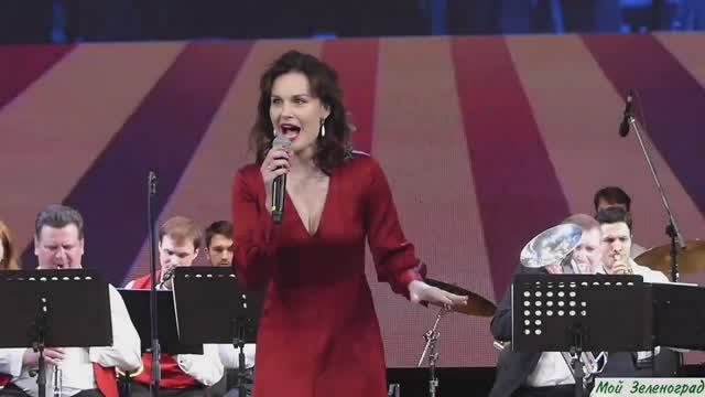 Любовь Козий и духовой оркестр КЦ "Зеленоград" - Chattanooga Choo Choo