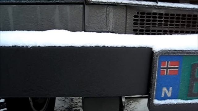 Land Rover Defender TDCi Puma with Webasto heater смотреть онлайн