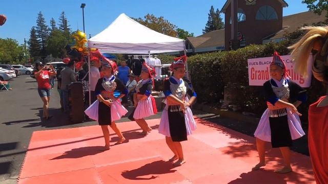 Second Hmong Dance Performance @ Vue's Black Belt Center Grand Opening|Taekwondo|TKD смотреть онлайн