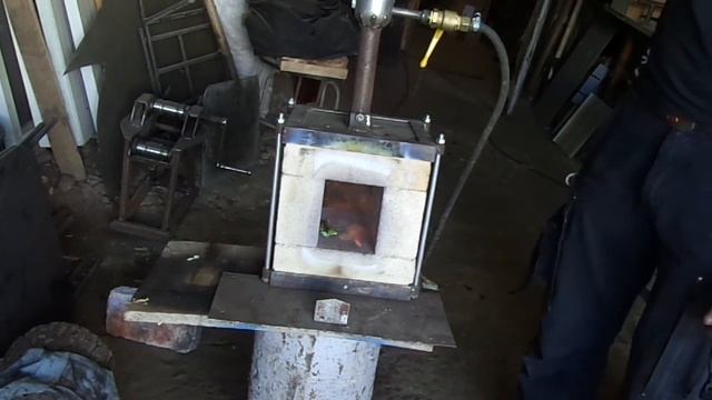 Простой кузнечный горн своими руками смотреть онлайн