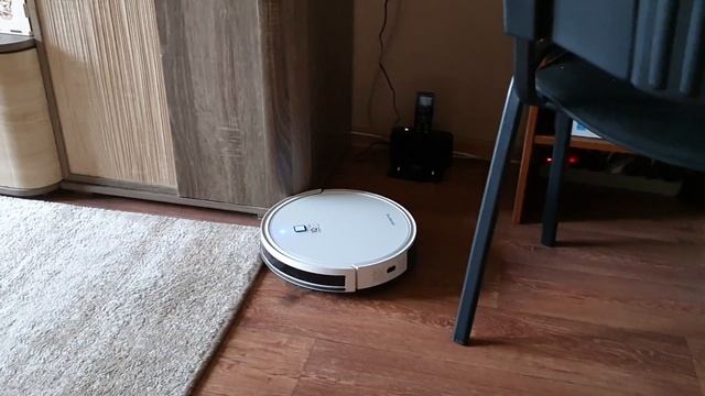 Робот-пылесос Polaris PVCR 1050 IQ Home Aqua смотреть онлайн