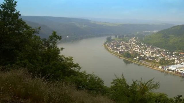 Rheinsteig bei Braubach смотреть онлайн