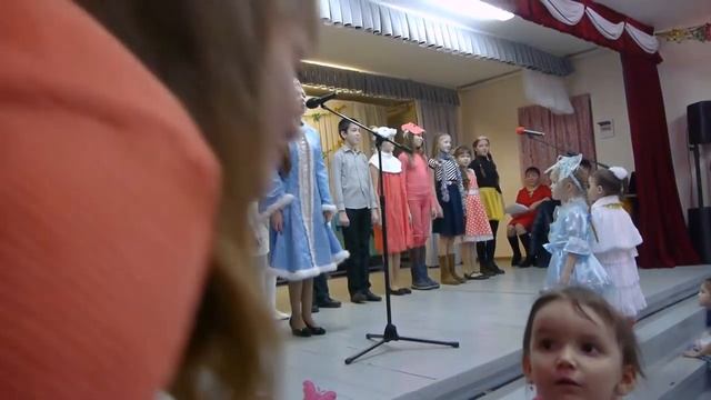 новогодние развлечения, фрагмент 4 смотреть онлайн