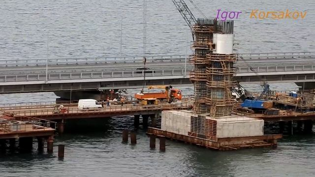 Крымский(июль 2018)мост! На Ж/Д мосту осталось сделать 13 опор,4,5 км. МК! Коммент!