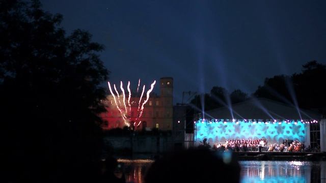 Ночь музыки в Гатчине 2015. Фейерверк смотреть онлайн