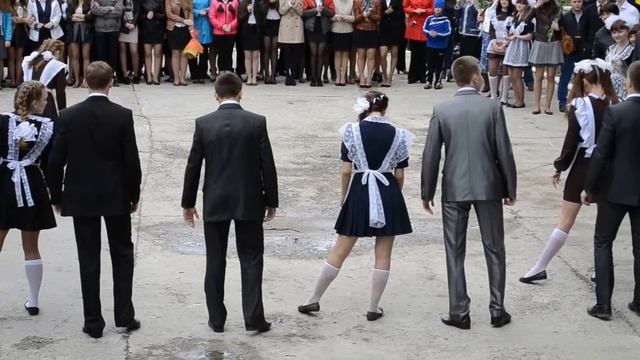 Вальс и Флешмоб. МБОУСОШ ЗАТО Сибирский смотреть онлайн