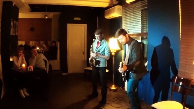 I Will Survive - Alto saxophone & Guitar / Группа "Два музыканта" смотреть онлайн