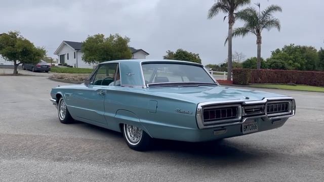 1965 Ford Thunderbird Cold Start смотреть онлайн