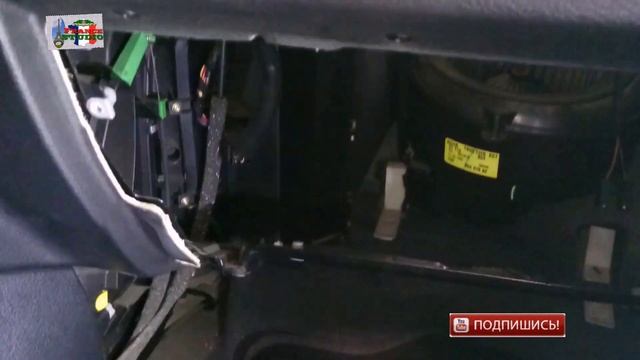 Замена фильтра печки на Opel Zafira смотреть онлайн