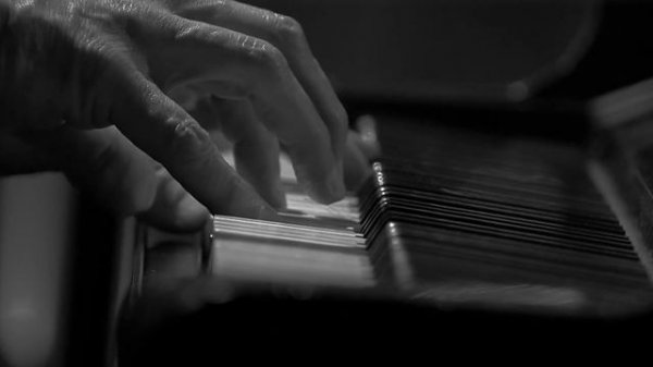 PRESSER GÁBOR és zenészbarátai: RAKTÁRSZÍNHÁZ (Raktárkoncert 2020)