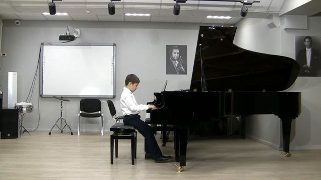 Быстров Семен. 1. Р. Шуман – "Веселый крестьянин". 2. Д. Кабалевский - "Рондо-токката", соч. 60, №4 смотреть онлайн