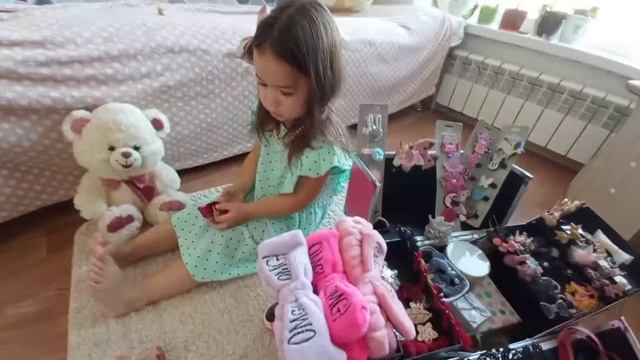 Мой большой чемодан(для косметики)с аксессуарами, видео для малышей(принцесса,маленькая фея)беби бо смотреть онлайн