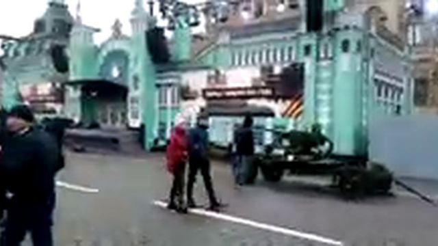 ВОЕННАЯ ТЕХНИКА 1941 1945 Г МОСКВА КРАСНАЯ ПЛОЩАДЬ смотреть онлайн