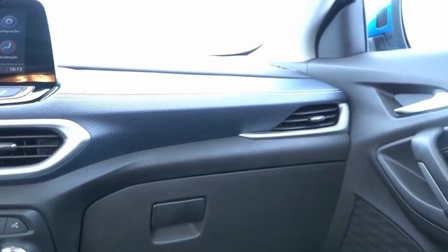 Chevrolet Tracker (2022) - новый недорогой кроссовер с хорошим уровнем оснащения. Обзор смотреть онлайн