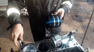 ЗМЗ409. Сборка низа и привода масляного насоса.