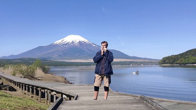 At Yamanaka Lake 山中湖 смотреть онлайн