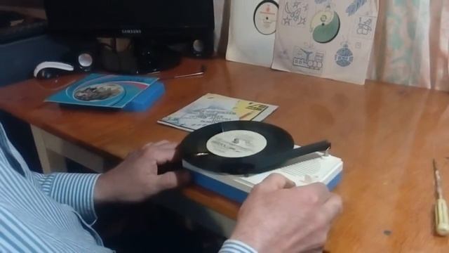 Электрофон ,,Электроника,,- друг из детства. смотреть онлайн