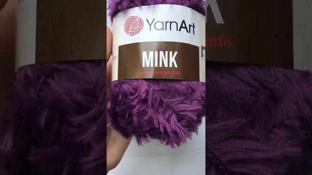 Подробный обзор пряжи YarnArt Mink(Имитация меха) №338 Сливовый смотреть онлайн
