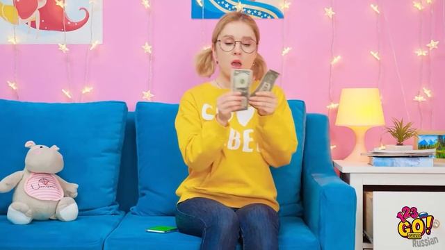 ВЕСЕЛЫЕ ПОДЕЛКИ ДЛЯ ТЕЛЕФОНОВ || Классные способы улучшить телефон от 123 GO! GOLD смотреть онлайн