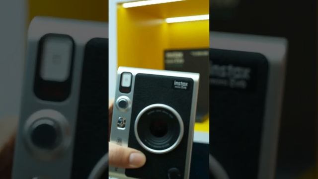 Hybrid Camera Instax Mini EVO смотреть онлайн