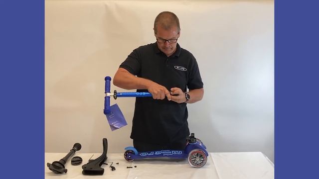 How to Assemble A Mini Micro 3in1 Deluxe Push Along Scooter | Micro Scooters смотреть онлайн