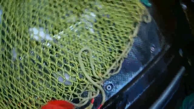 морской промысел малый рыболовный траулер на промысле трески смотреть онлайн