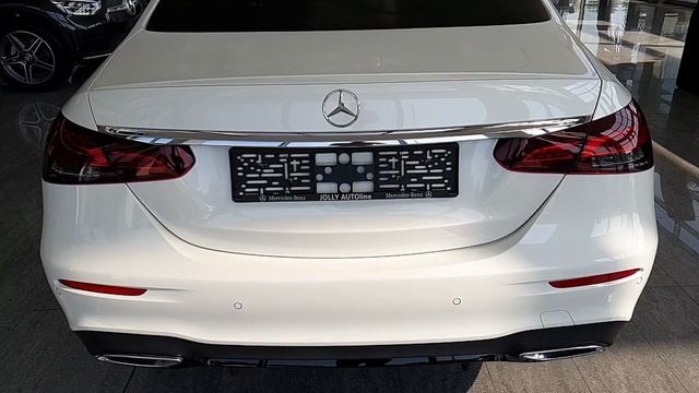 MERCEDES-BENZ E-CLASS 220d AMG-line смотреть онлайн