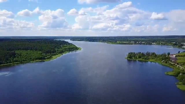 Между Питером и Москвой смотреть онлайн