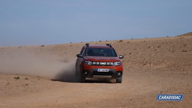 Le Dacia Duster à l'épreuve des pistes marocaines ! смотреть онлайн