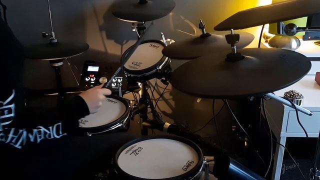 Green Day - Boulevard Of Broken Dreams (Bass & Drum Cover) смотреть онлайн