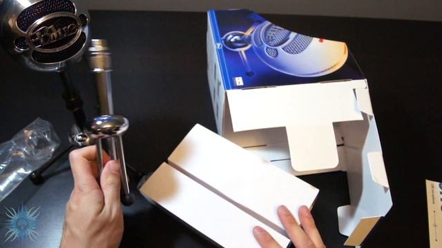 [HD] Blue Snowball White Unboxing смотреть онлайн