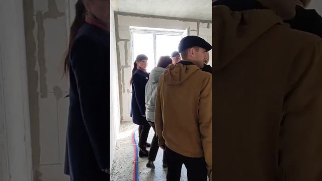 кухня 10 метров. где ставить холодильник?