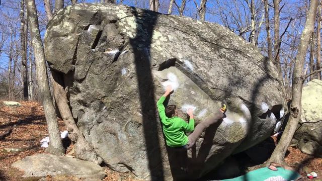 A Fly-Over-Zone Sport Climber Becomes a Coastal Elite Boulderer смотреть онлайн