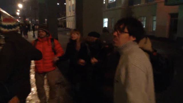 Киров, танцульки перед отправлением поезда. смотреть онлайн