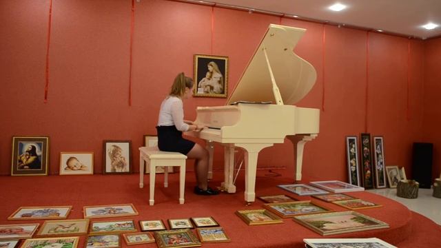 Шарова Анастасия. И. С. Бах. Алеманда (из французской сюиты h- moll). Г. Шмит. Этюд соч.3 №6. смотреть онлайн