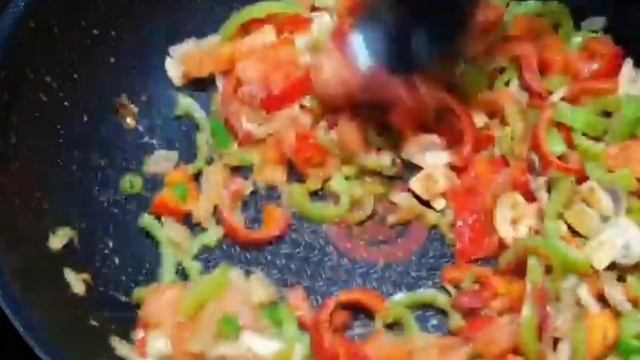 ВКУСНЫЕ КРЕВЕТКИ С ОВОЩАМИ смотреть онлайн