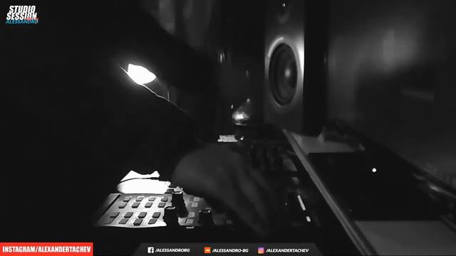 Tech House Studio Session | Mixed by Alessandro (November 2017) смотреть онлайн