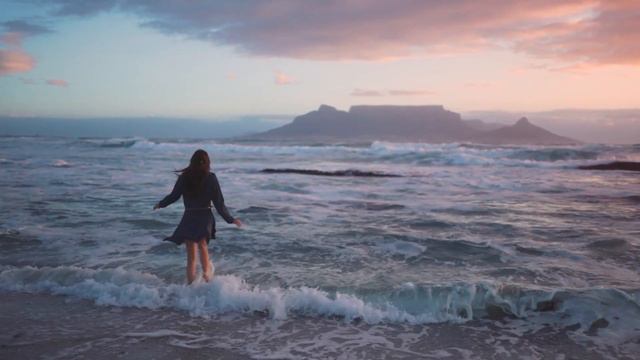 BU ŞEHİRDEN GİDİYORUM Söz ve Müzik Mansur Ekmekçi Yorum Mustafa Dönmez 1 смотреть онлайн