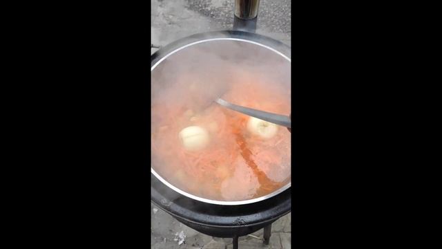 Рыбный суп в казане