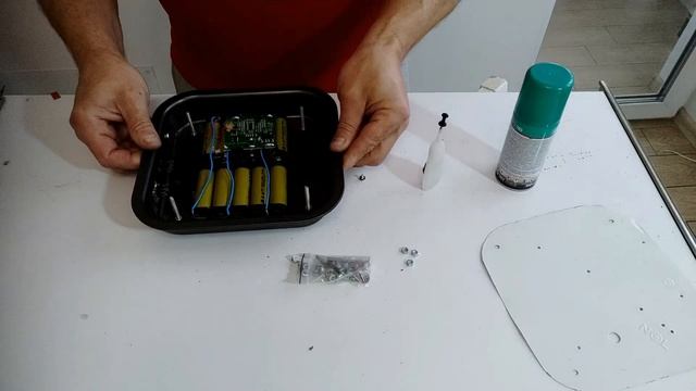 Супер фонарь из старых аккумуляторов от шуpуповерта! смотреть онлайн