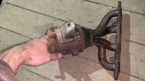 Удаление катализатора и установка пламегасителя в Kia Rio.